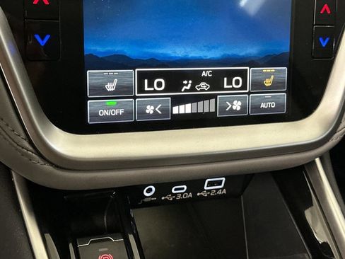 Used 2023 Subaru Outback Limited image 19