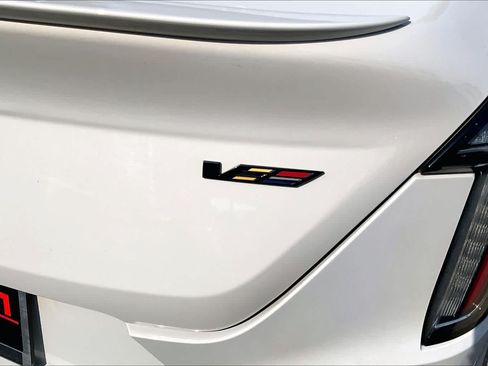 Used 2023 Cadillac CT4 V w/ Climate Package RWD image 10
