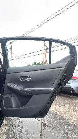 Used 2023 Nissan Sentra SV FWD image 19