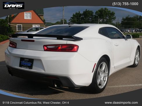 Used 2017 Chevrolet Camaro LT RWD image 7