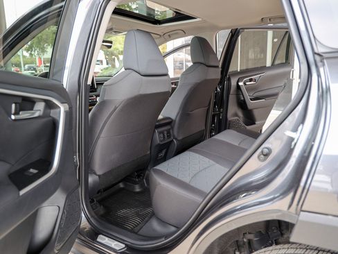 Certified 2025 Toyota RAV4 XLE w/ Convenience Package image 33