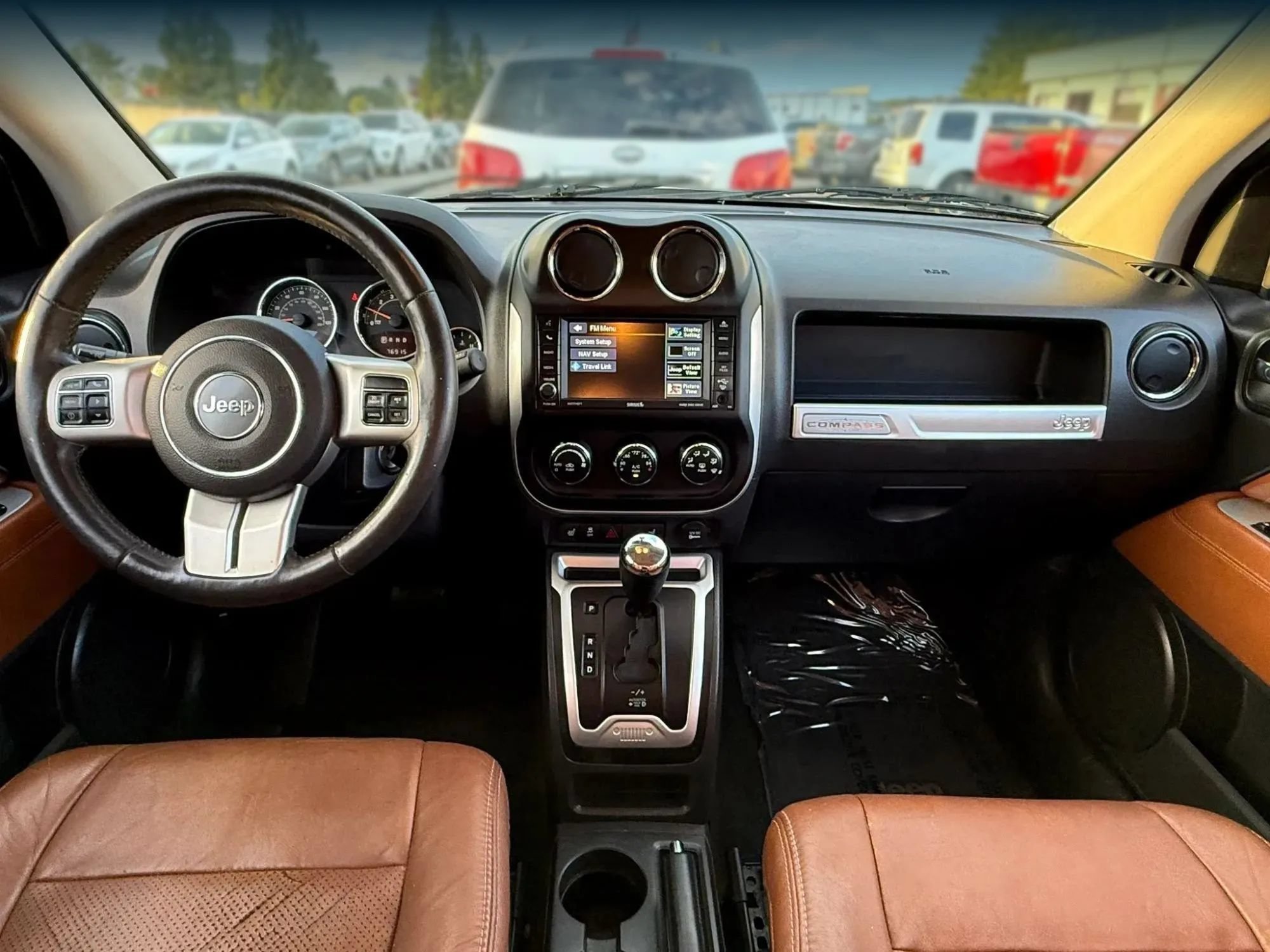 Used 2014 Jeep Compass Limited AWD/4WD image 3