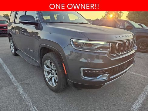 Used 2022 Jeep Wagoneer Series II AWD/4WD image 3