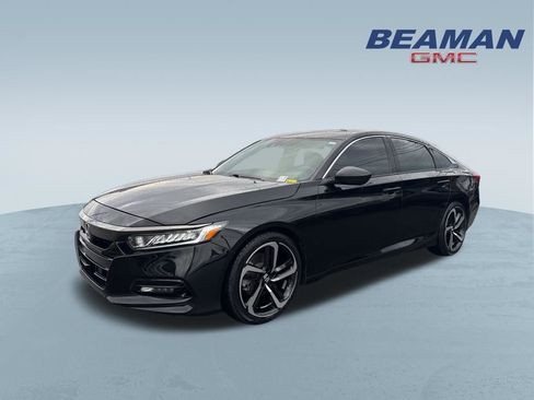 Used 2019 Honda Accord Sport image 3