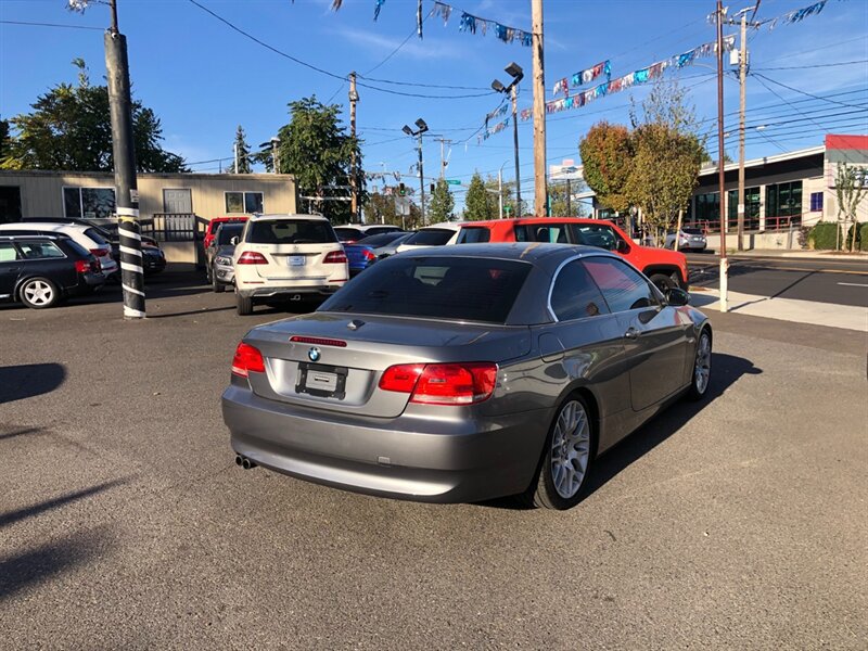 Used 2008 BMW 328i Convertible RWD image 6