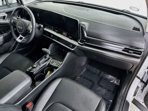 Used 2025 Kia Sportage EX FWD image 32