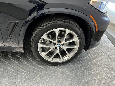 Used 2023 BMW X5 xDrive40i w/ Executive Package AWD/4WD image 12