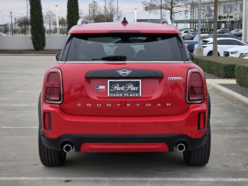 Used 2024 MINI Cooper Countryman S w/ Storage Package image 5