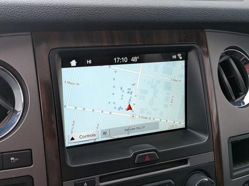 Used 2017 Ford Expedition Platinum image 23