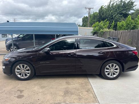 Used 2020 Chevrolet Malibu LT w/ Leather Package FWD image 24