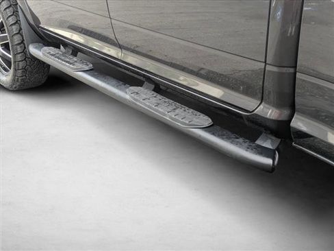 Used 2018 RAM 3500 Laramie image 17