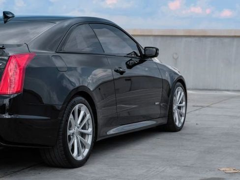 Used 2017 Cadillac ATS V w/ Luxury Package image 12