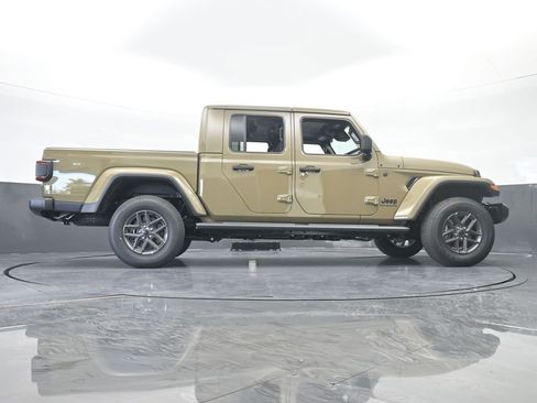 New 2026 Jeep Gladiator Sport image 57