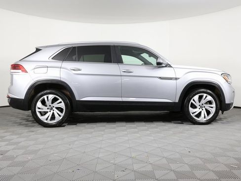 Used 2020 Volkswagen Atlas Cross Sport SEL image 4