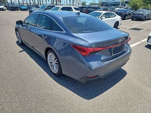 Used 2019 Toyota Avalon Limited w/ Advanced Safety Package FWD image 4