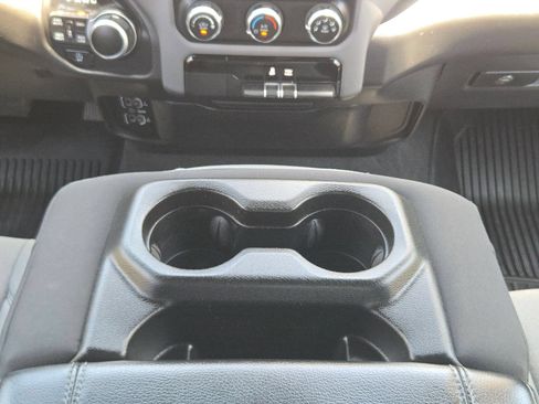 Used 2022 RAM 1500 Big Horn AWD/4WD image 18