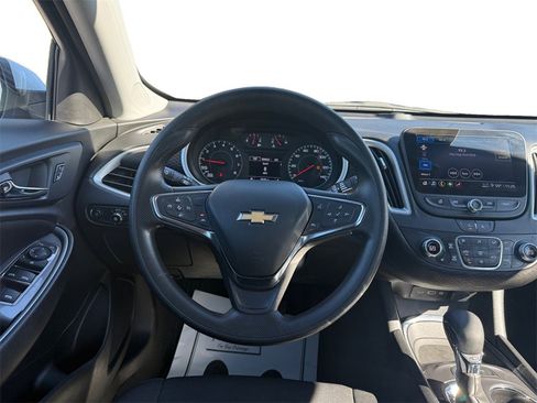 Used 2024 Chevrolet Malibu LT image 12