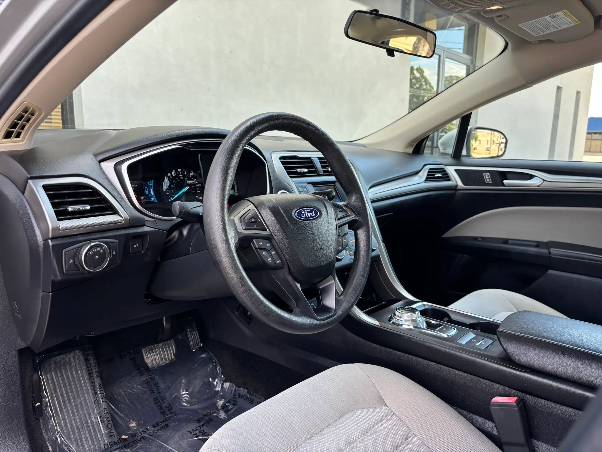 Used 2018 Ford Fusion S FWD image 12