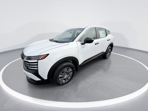 New 2026 Nissan Kicks S image 4