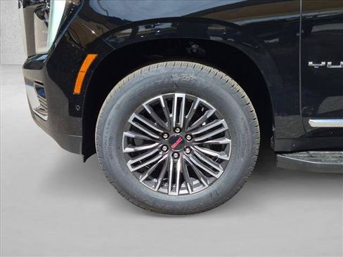 New 2026 GMC Yukon XL Elevation w/ Elevation Premium Package AWD/4WD image 10