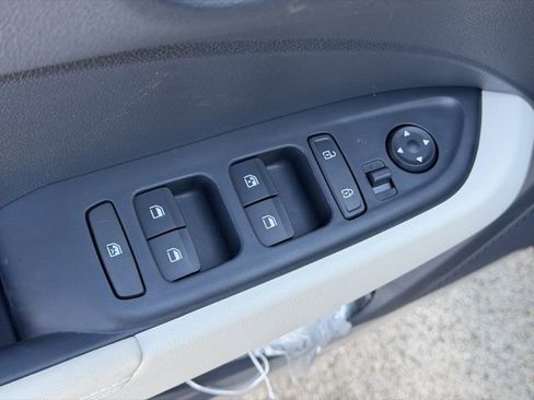 New 2026 Hyundai Venue SEL image 21