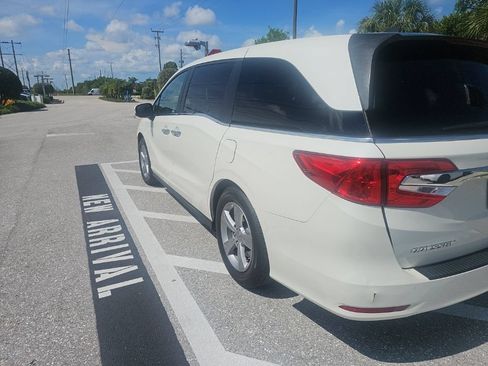 Used 2019 Honda Odyssey EX-L image 9
