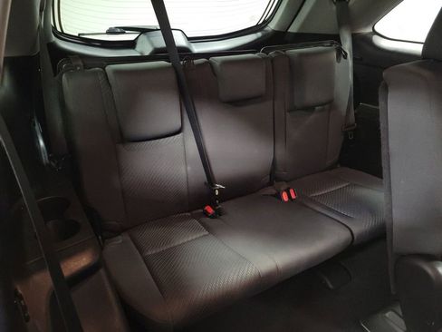 Used 2019 Toyota Highlander LE image 23