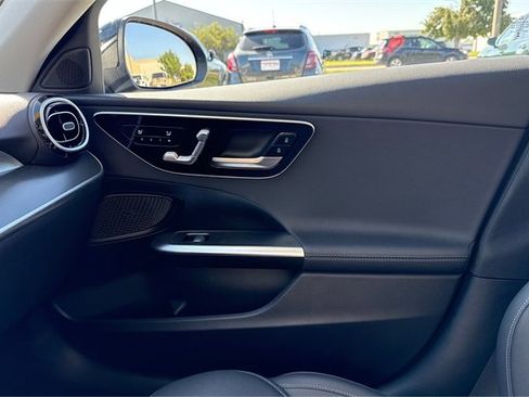 Used 2025 Mercedes-Benz C 300 4MATIC Sedan image 21