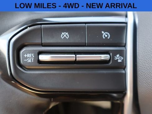 Used 2023 Chevrolet Colorado LT w/ LT Convenience Package AWD/4WD image 15