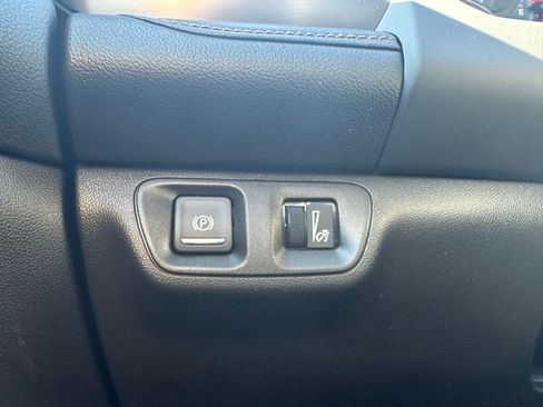 Used 2023 GMC Acadia AT4 image 14