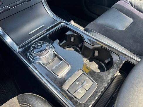 Used 2019 Ford Edge ST w/ Equipment Group 401A AWD/4WD image 28