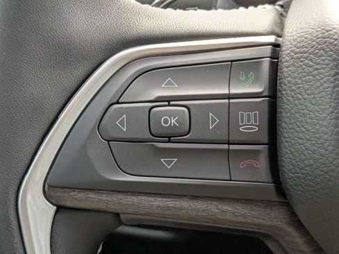 New 2026 Jeep Grand Cherokee Altitude RWD image 26