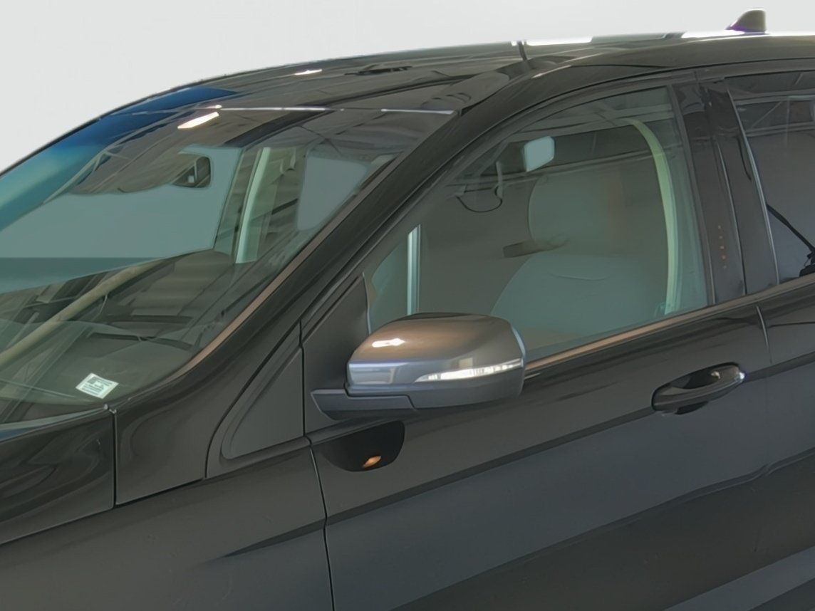Used 2018 Ford Edge SEL w/ Equipment Group 201A FWD image 8