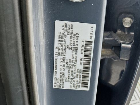 Used 2025 MAZDA CX-50 2.5 Hybrid w/ Preferred Pkg image 12