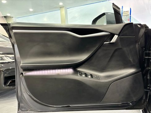 Used 2017 Tesla Model S 75 image 33