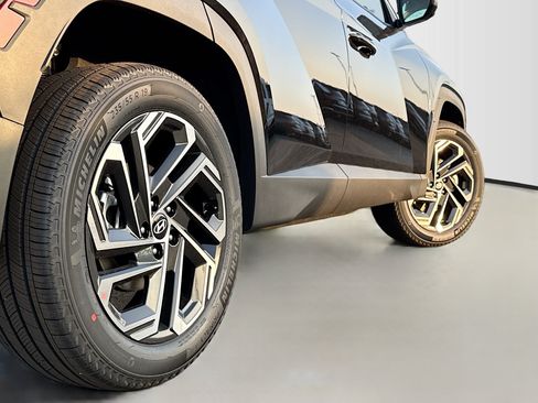 New 2026 Hyundai Tucson Limited AWD/4WD image 15