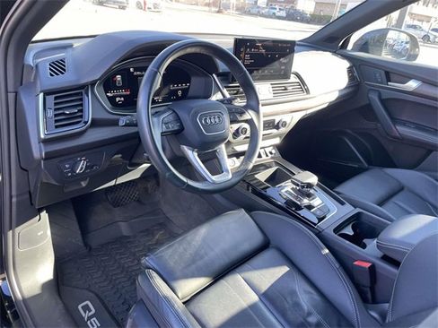 Used 2023 Audi Q5 2.0T Premium Plus w/ Premium Plus Package image 9