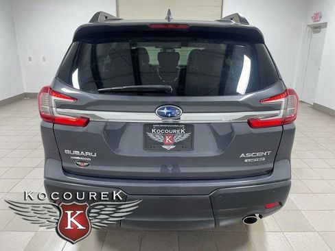 Used 2023 Subaru Ascent Limited w/ Technology Package AWD/4WD image 5