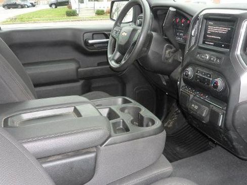 Used 2024 Chevrolet Silverado 1500 W/T w/ WT Value Package image 13