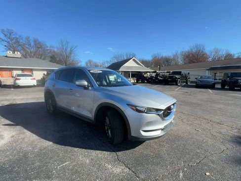 Used 2017 MAZDA CX-5 Touring w/ Preferred Equipment Package image 3