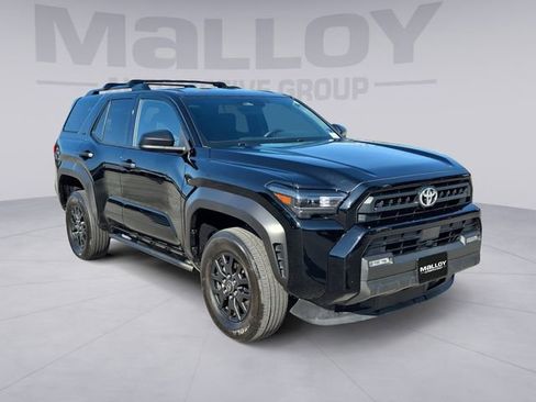 Used 2025 Toyota 4Runner SR5 AWD/4WD image 7