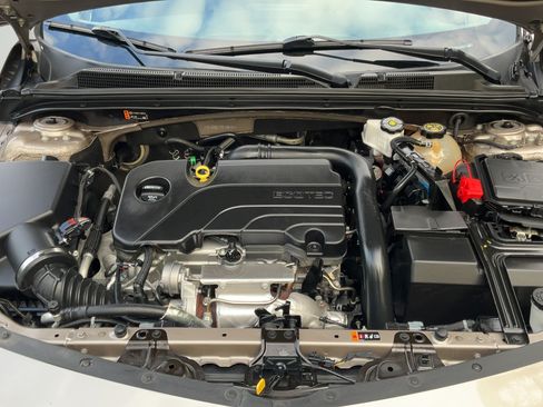 Used 2024 Chevrolet Malibu LT FWD image 23