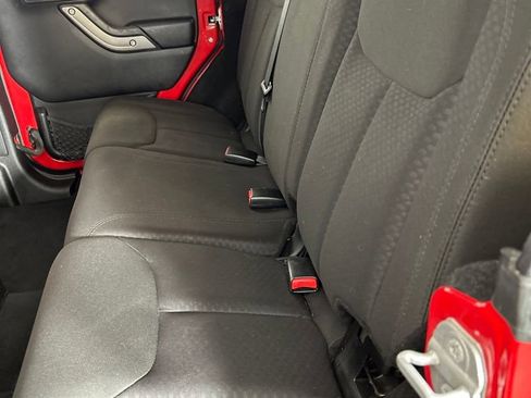 Used 2014 Jeep Wrangler Unlimited Sport w/ Quick Order Package 24S image 17