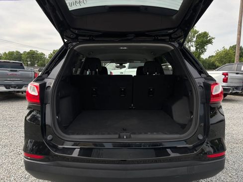 Used 2019 Chevrolet Equinox LS w/ LS Convenience Package AWD/4WD image 10