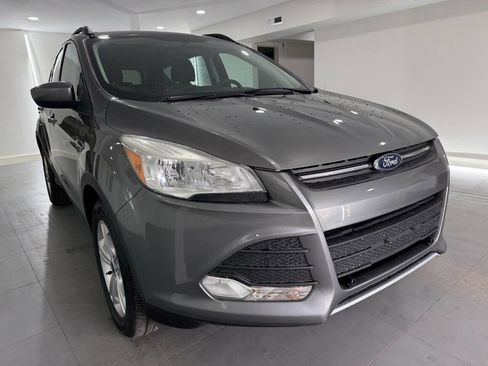 Used 2014 Ford Escape SE w/ Equipment Group 201A image 8