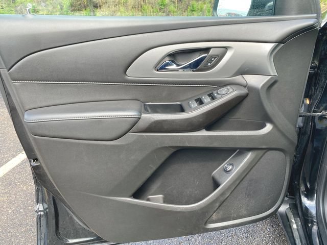 Used 2023 Chevrolet Traverse LT FWD image 21