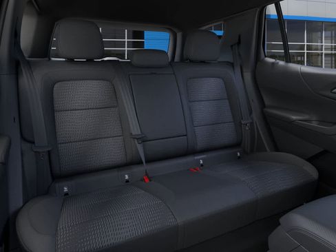 New 2026 Chevrolet Equinox LT FWD image 17