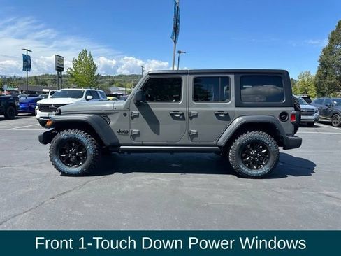 Used 2021 Jeep Wrangler Unlimited Sport AWD/4WD image 6