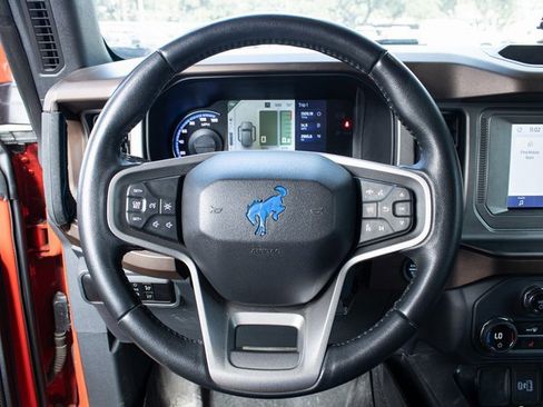 Used 2023 Ford Bronco Outer Banks image 11