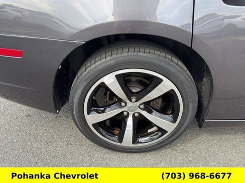 Used 2014 Dodge Charger SXT Plus RWD image 25